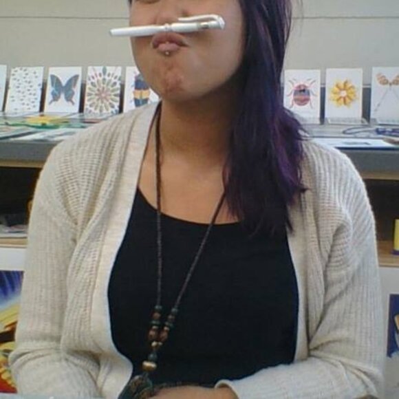 Meet your Posher, Reeny Bình - Picture 1 of 1